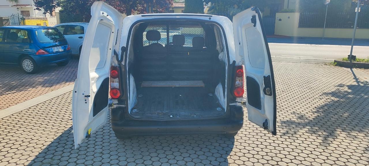 Peugeot Partner BlueHDi 100 Furgone