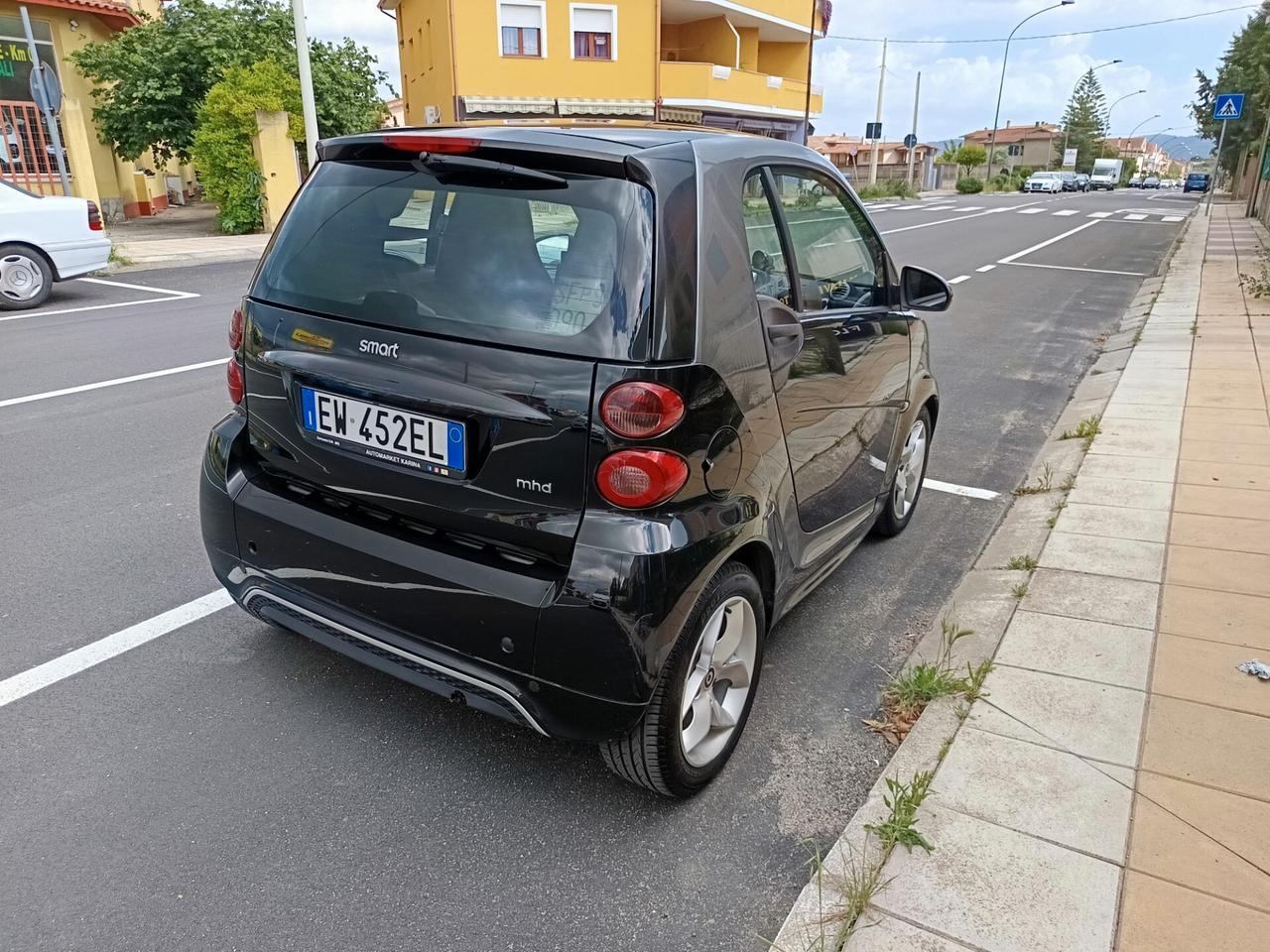 Smart ForTwo 1000 52 kW MHD coupé passion