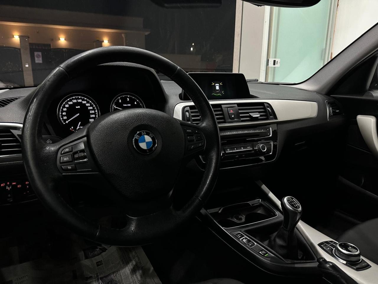 Bmw 116 116d 5p. Business
