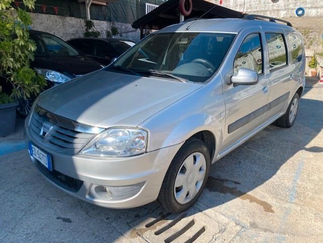 Dacia Logan MCV 1.6 90CV 5 posti Lauréate