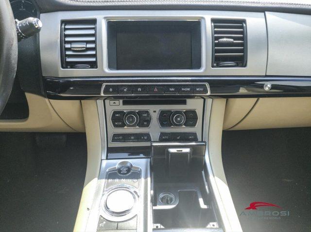 JAGUAR XF 2.2 D 190 CV - MOTORE ROTTO - PER OPERATORI DEL SE