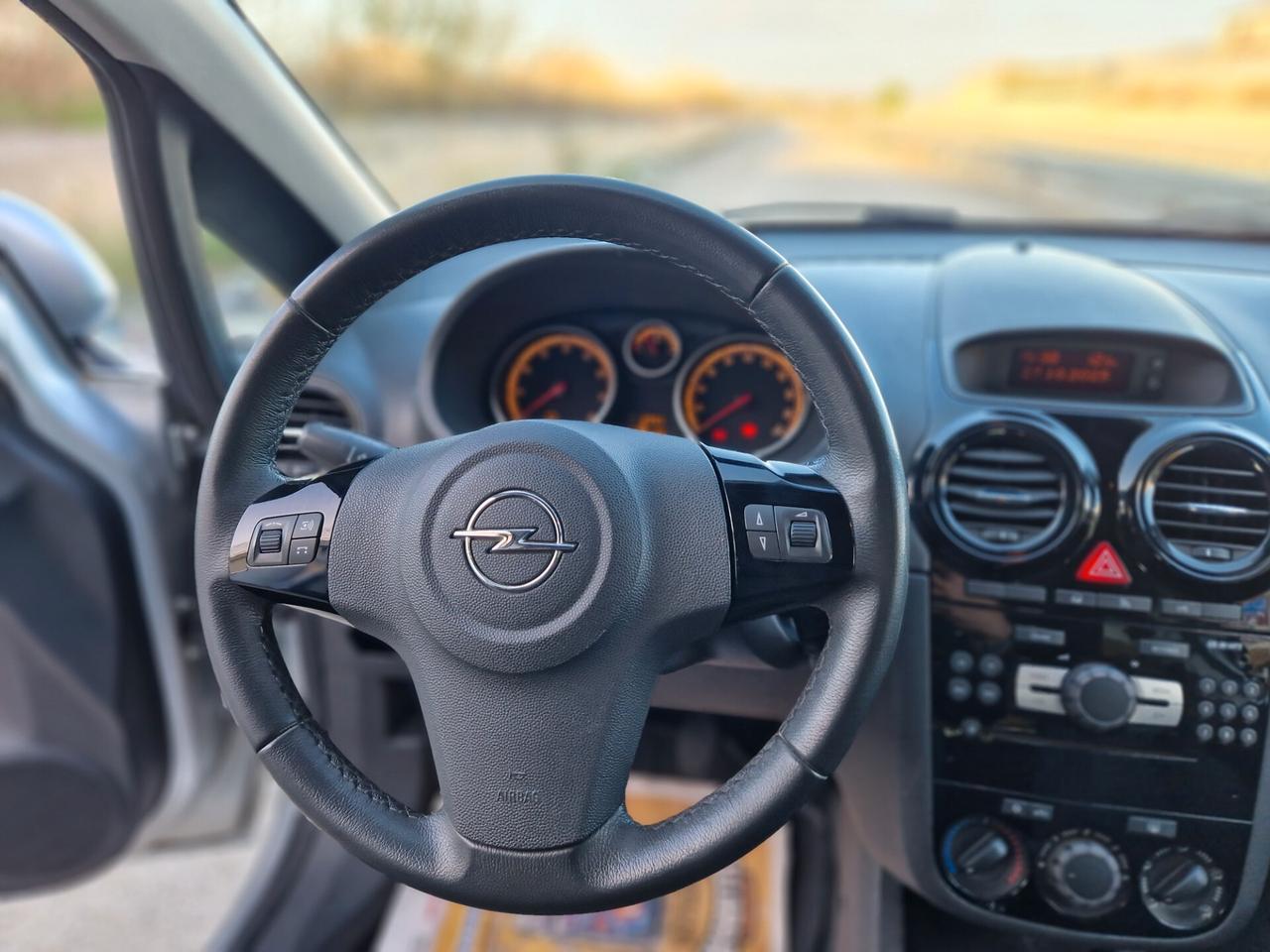 Opel Corsa 1.2 85CV 5 porte GPL-TECH Edition