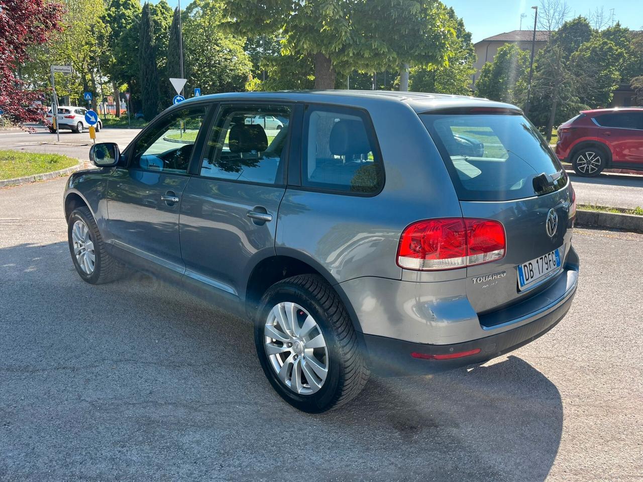 Volkswagen Touareg 3.0 V6 TDI DPF tiptronic