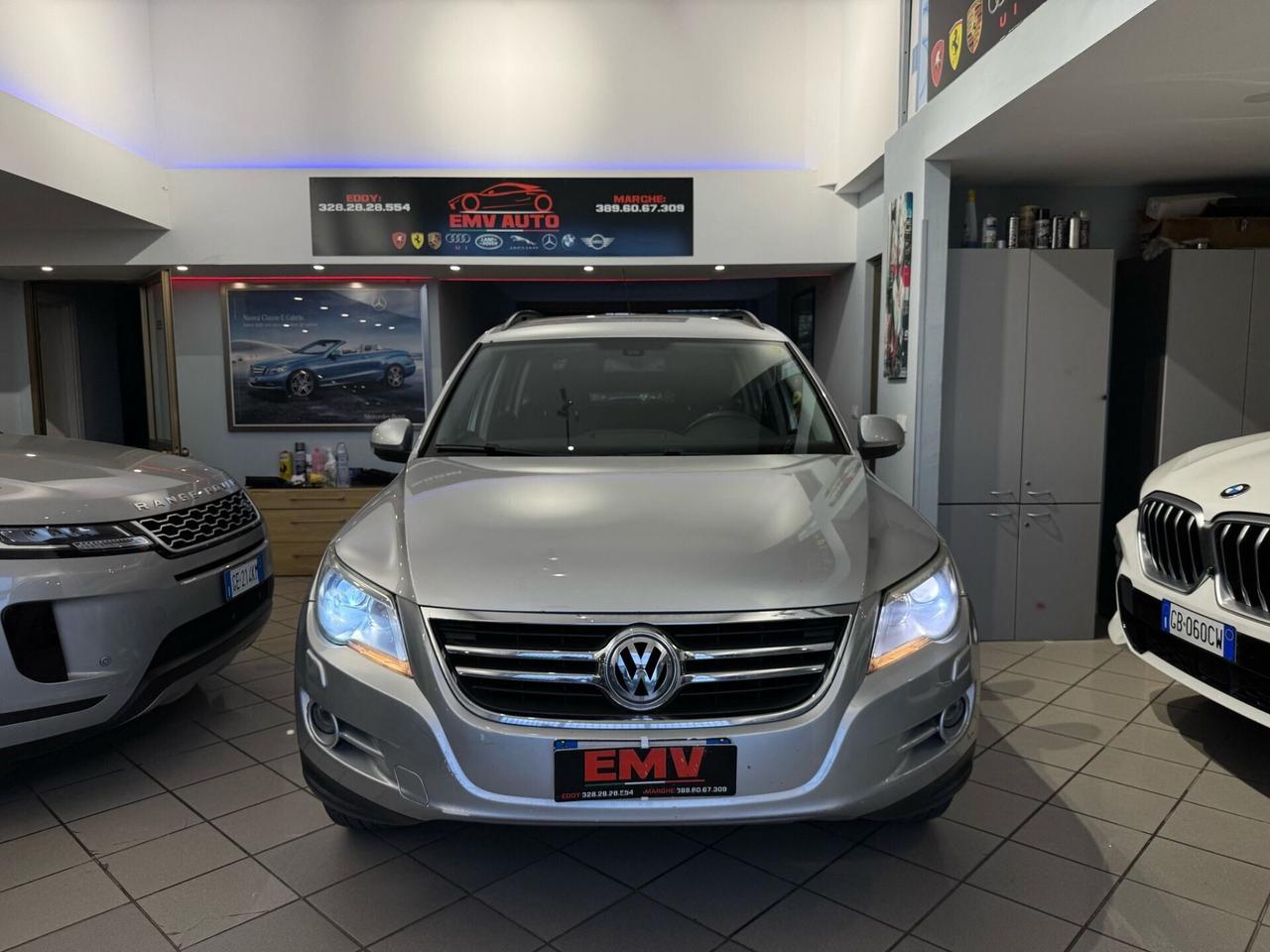 Volkswagen Tiguan 2.0 TDI DPF 4MOTION tiptronic Track & Avenue