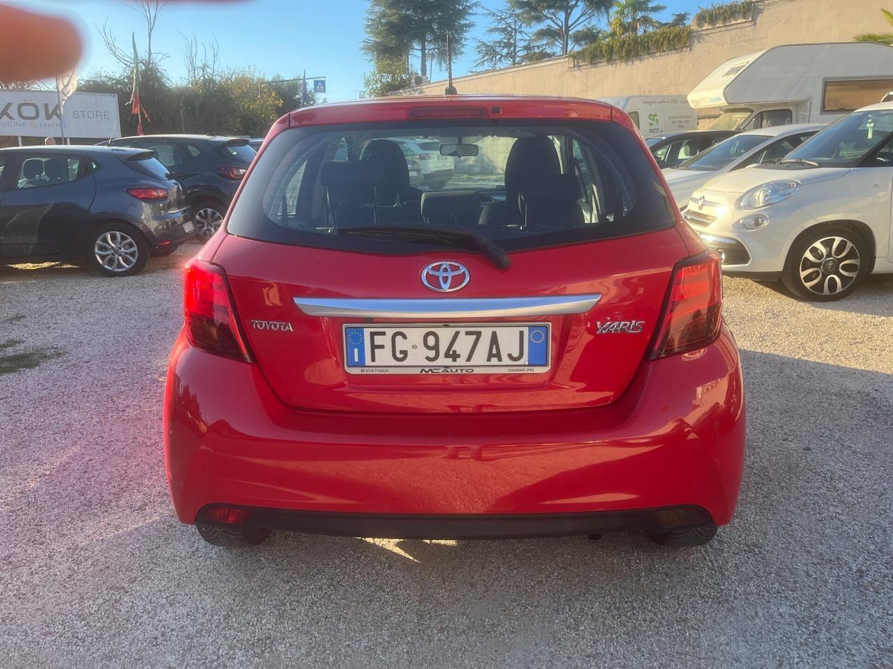 Toyota Yaris 1.0 5 porte Lounge
