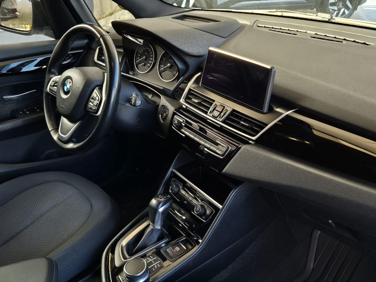 BMW - Active Tourer - 216d Luxury