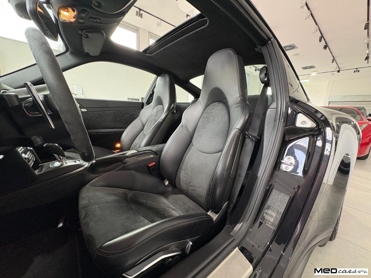 PORSCHE - 997 - 911 Carrera 4 GTS Coupé