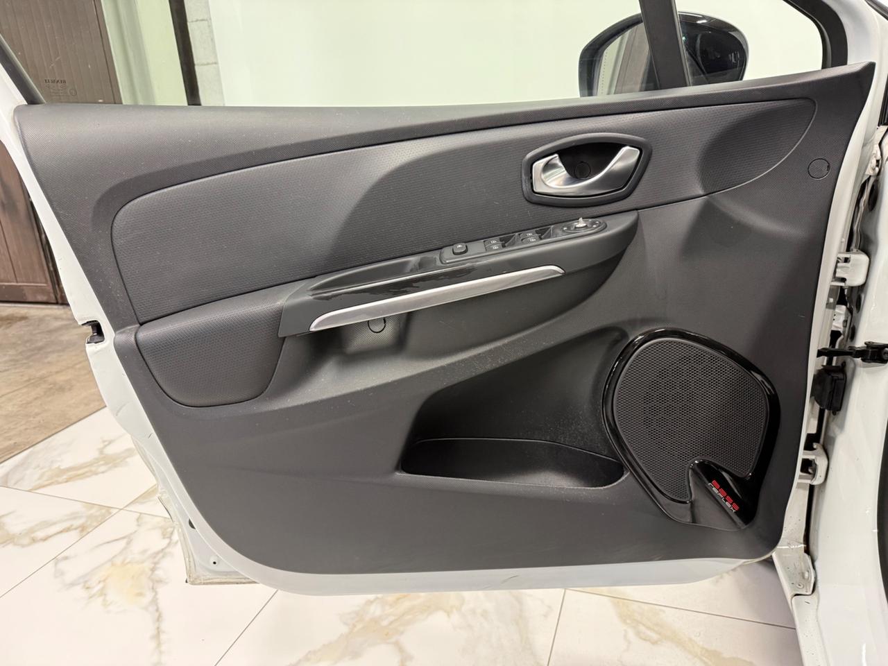 Renault Clio Sporter 1.5 dCi 8V 75CV Start&Stop Live