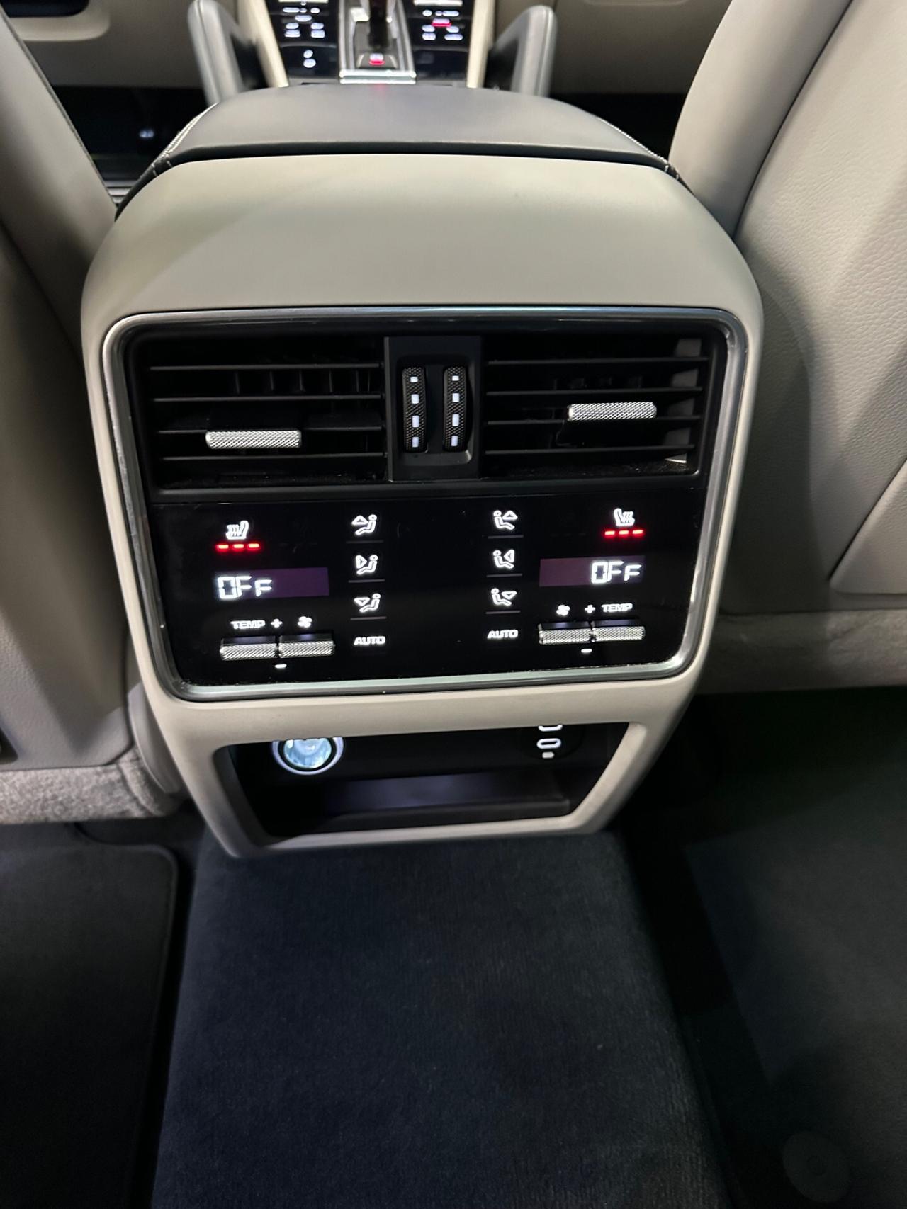 Porsche Cayenne Coupé 4.0 V8 Turbo