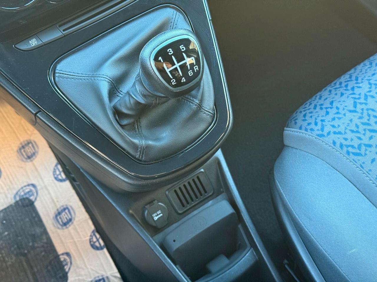 Lancia Ypsilon 1.0 Hybrid 70cv Gold 2023 UNICA