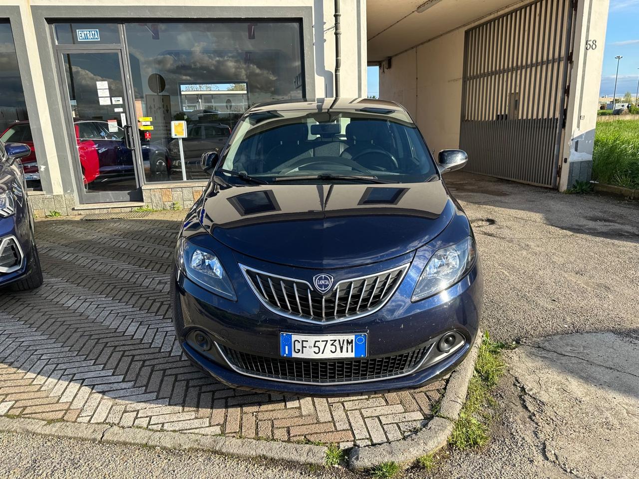 Lancia Ypsilon 1.0 FireFly Hybrid Ecochic Silver Km 13.000