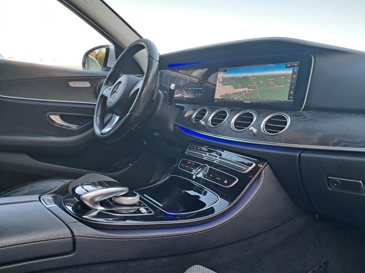Mercedes E 220d Premium*AMG*VIRTUAL*CAM360°