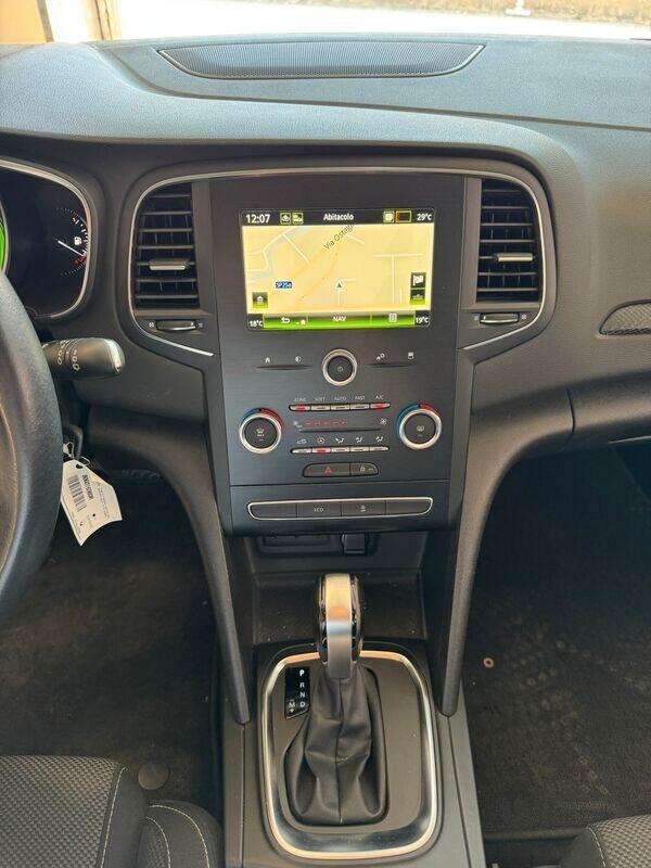 RENAULT MEGANE 1.5 SW AUTOMAT. AUTOCARRO