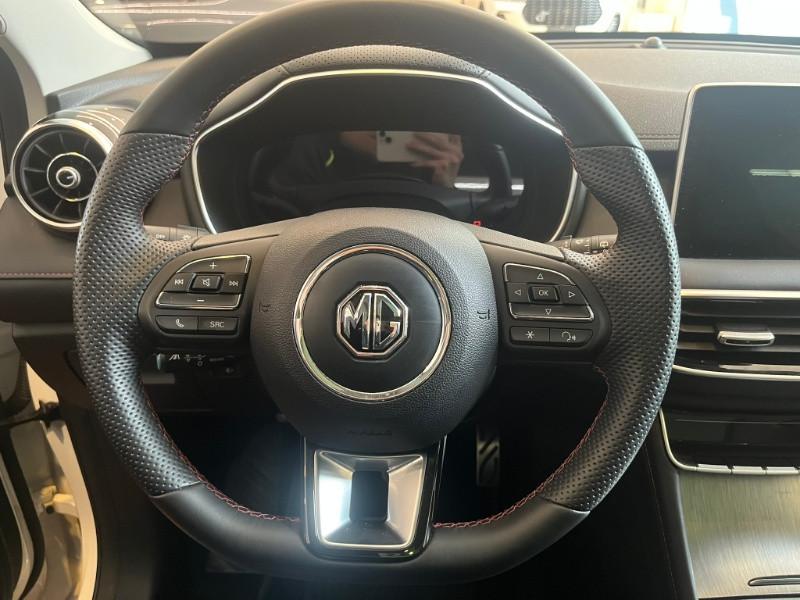 MG HS 1.5T-GDI AT Luxury