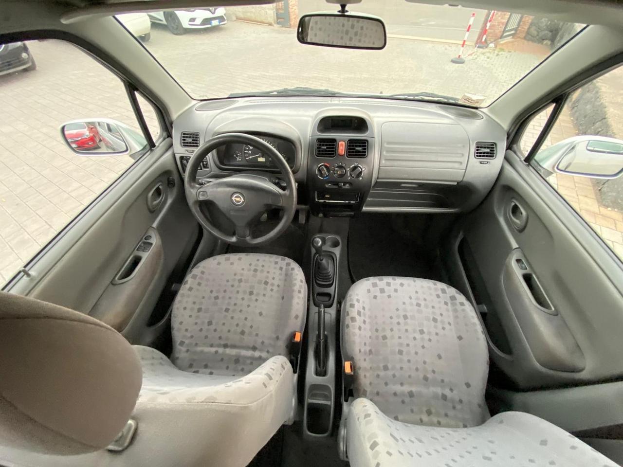 Opel Agila 1.0 12V Comfort