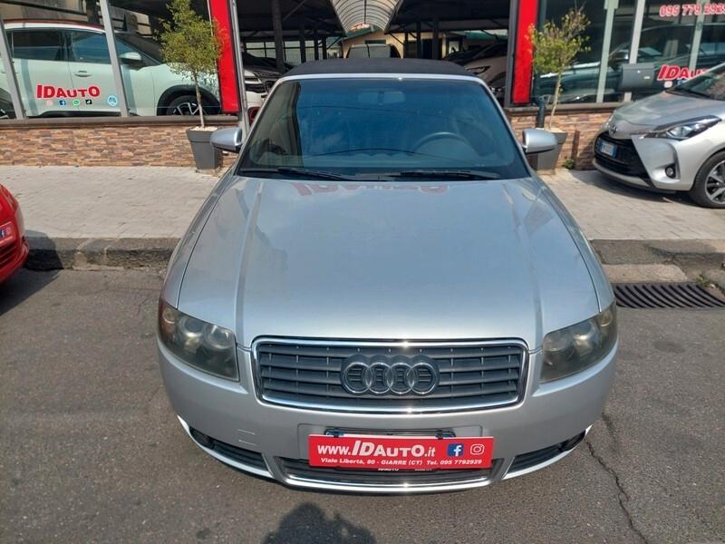 Audi A4 Cabriolet 2.5 V6 TDI cat