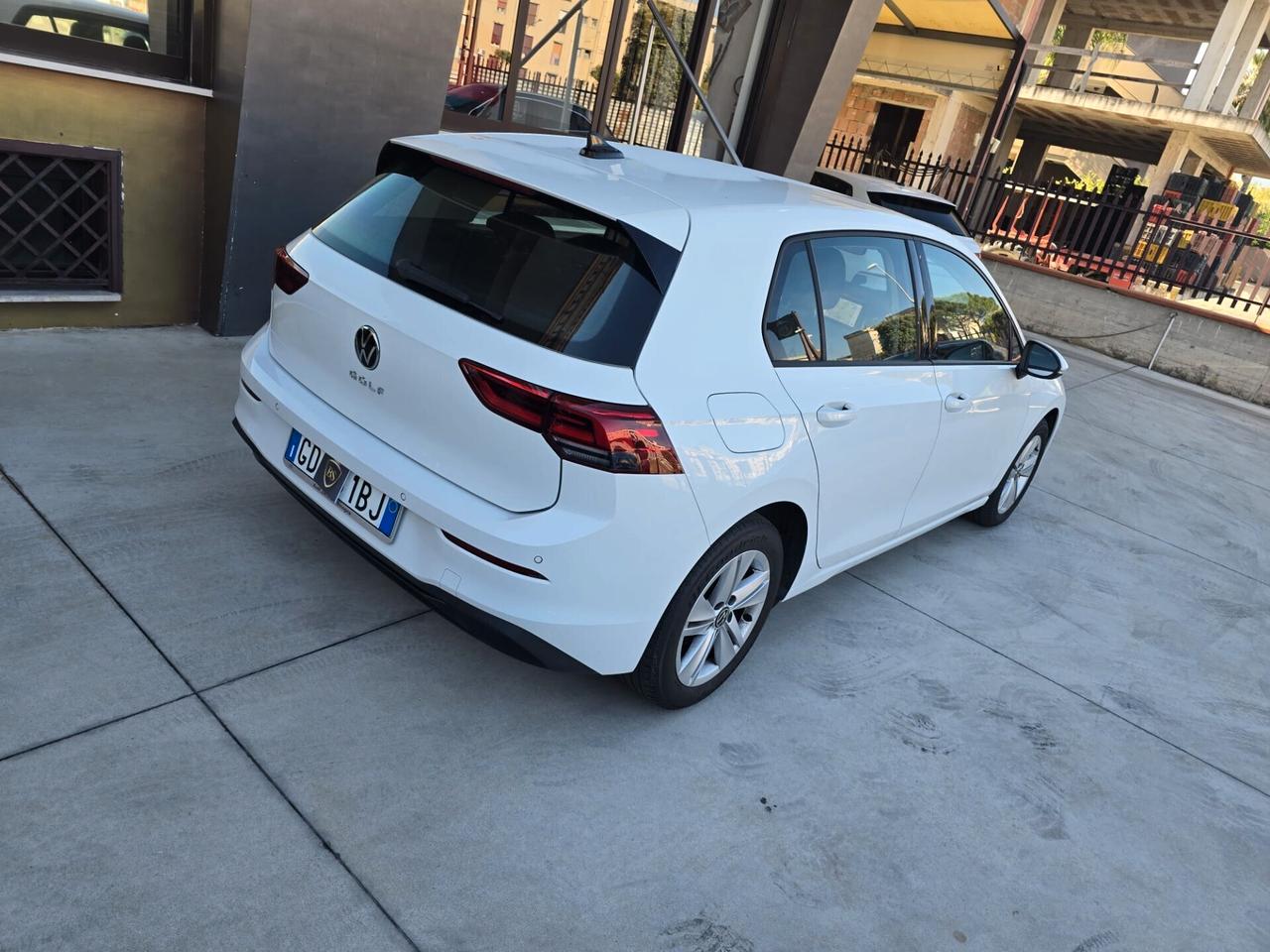 Volkswagen Golf 1.5 TGI DSG Life