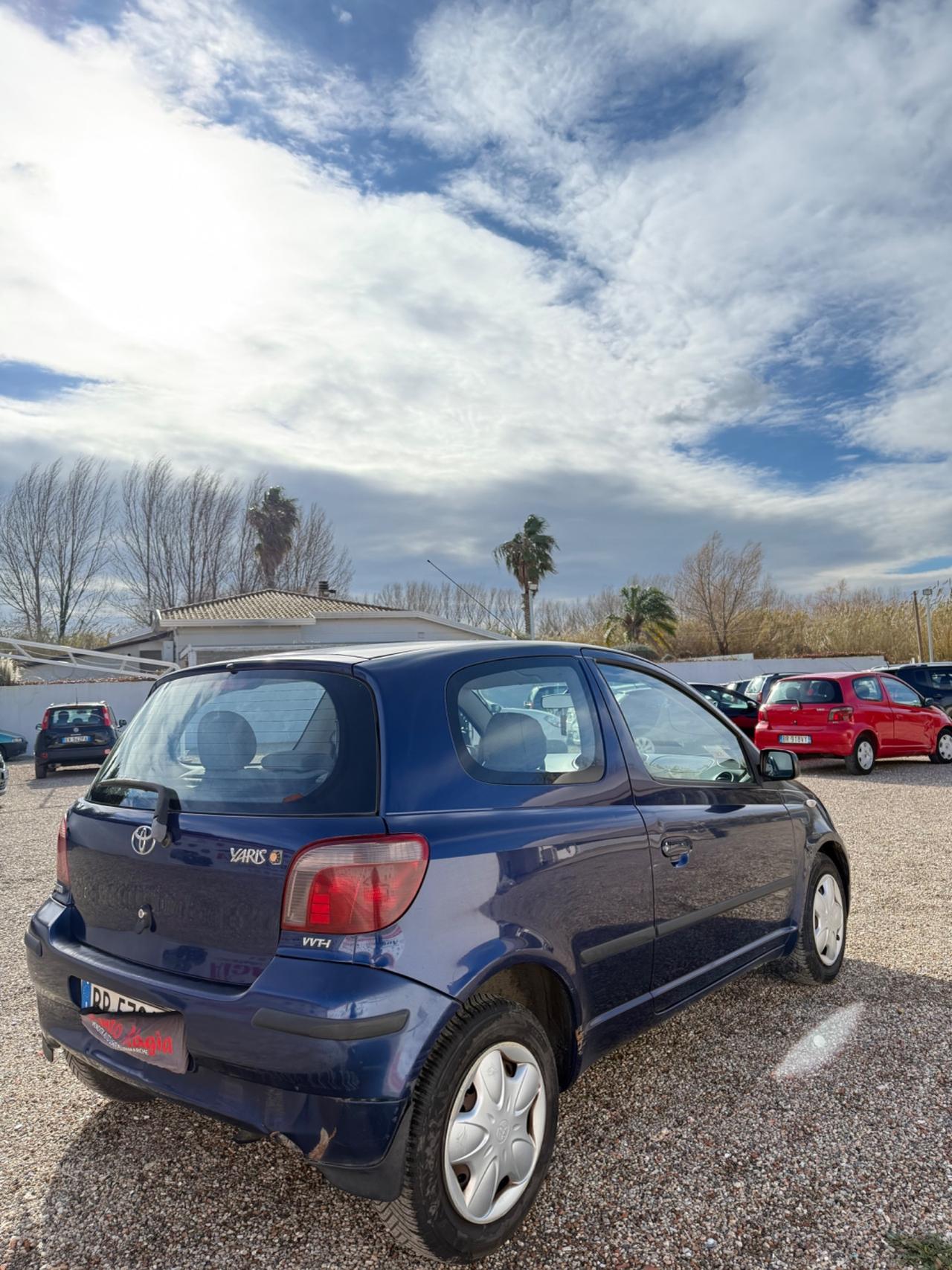 Toyota Yaris 1.0i 16V cat 3 porte