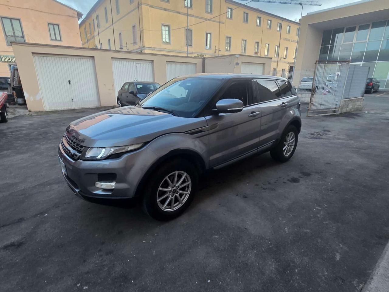 Land Rover Range Evoque 2.2 TD4 5p. Dynamic perfetta
