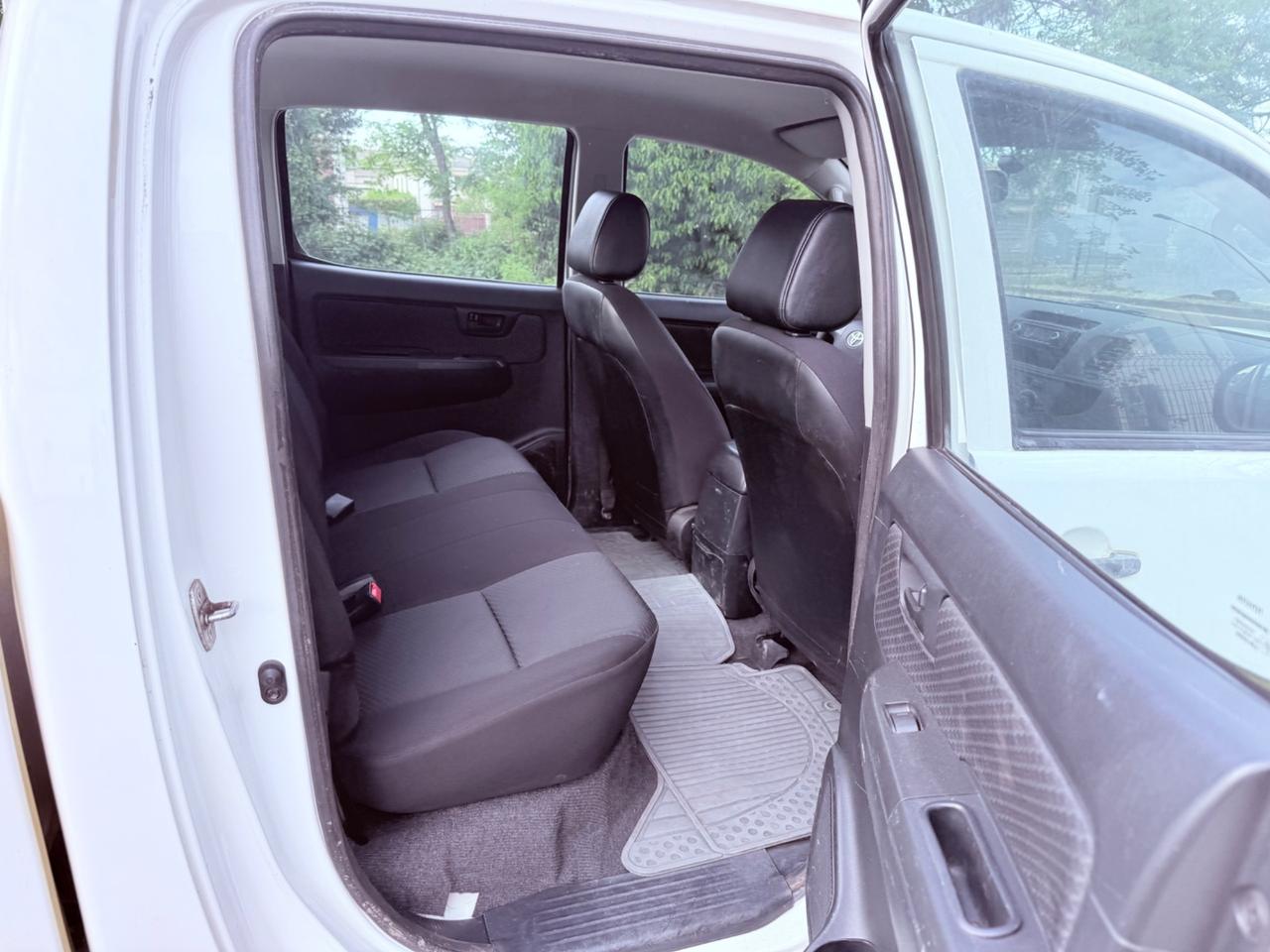 Toyota Hilux 4WD 2015 - UNICO PROPRIETARIO OK PERMUTE
