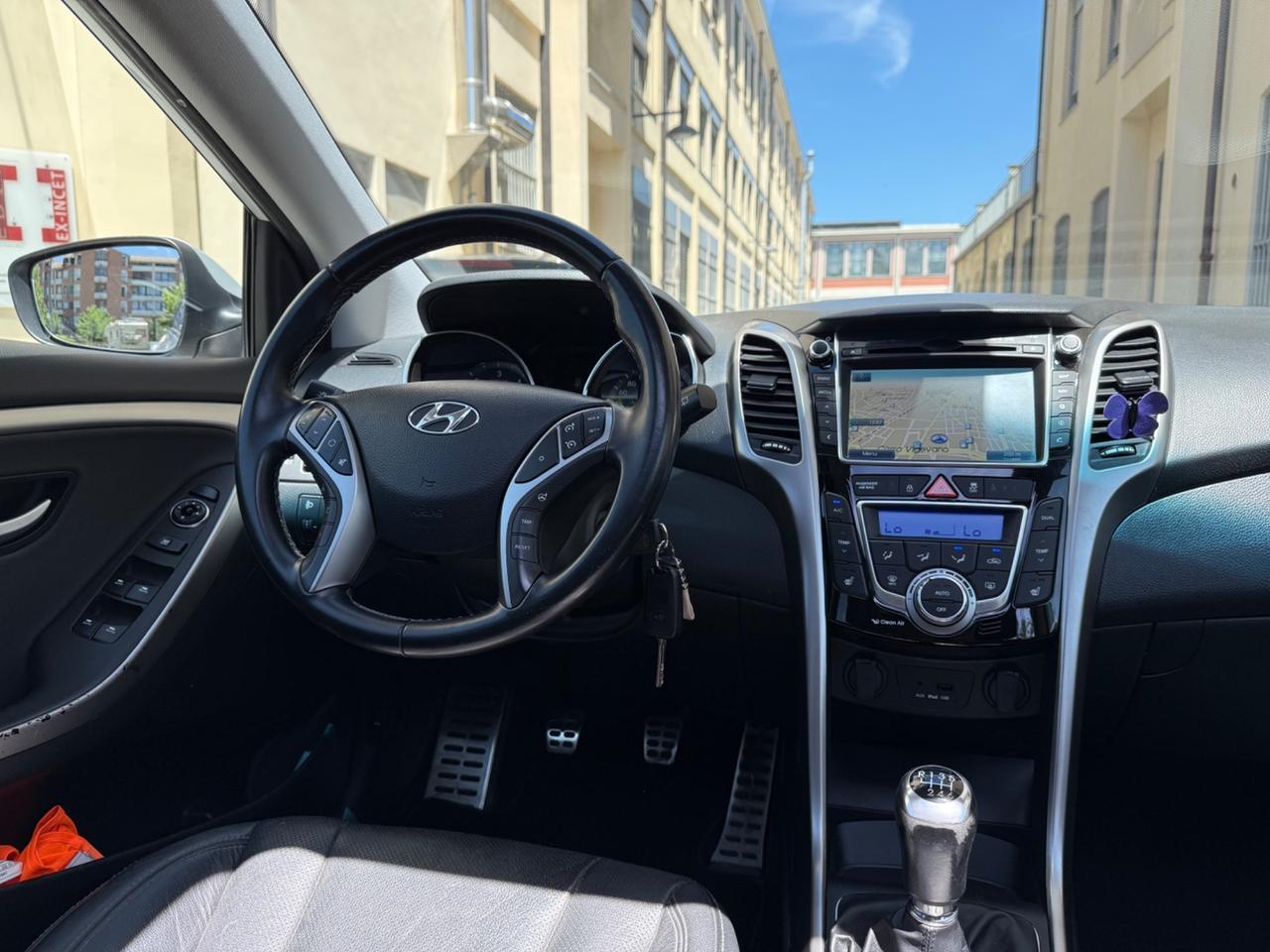 Hyundai i30 Wagon 1.6 CRDi 128 CV Style TETTO APRIBILE