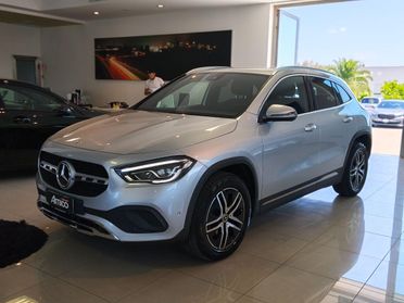 MERCEDES Classe GLA 200 d Automatic Sport Plus Luci/Led/Cokpit