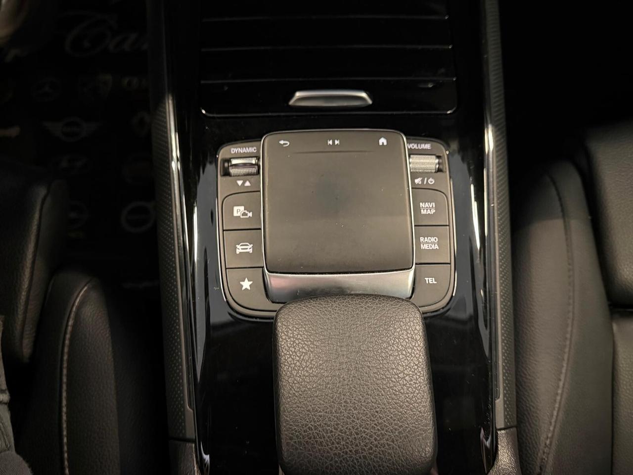 MERCEDES-BENZ GLB 180D SPORT 2.0 116CV PELLE NAVI CAM ANNO 2022