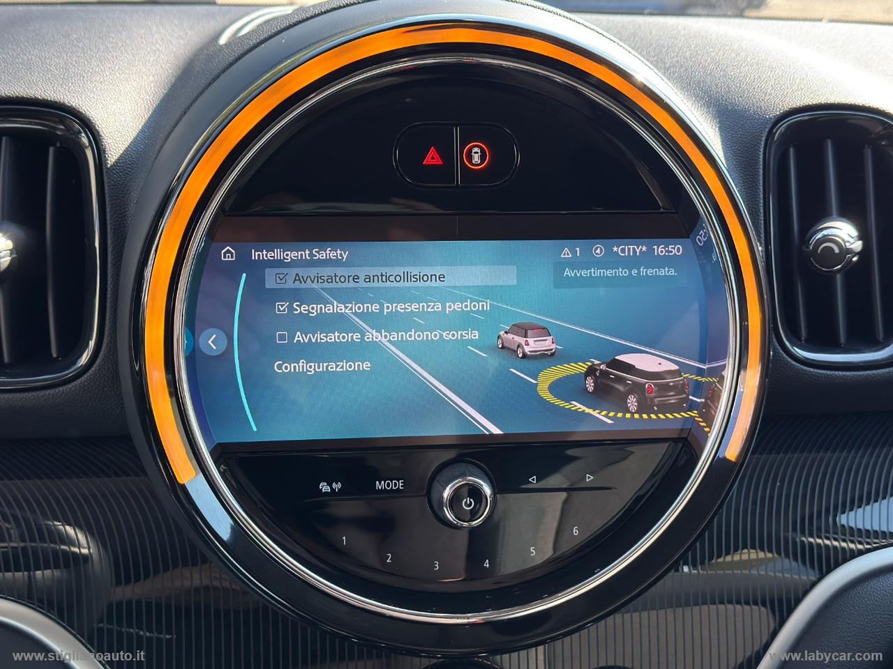 MINI Mini Cooper D Countryman ALL4 Aut.ESSENTIAL TELEC POST FARI