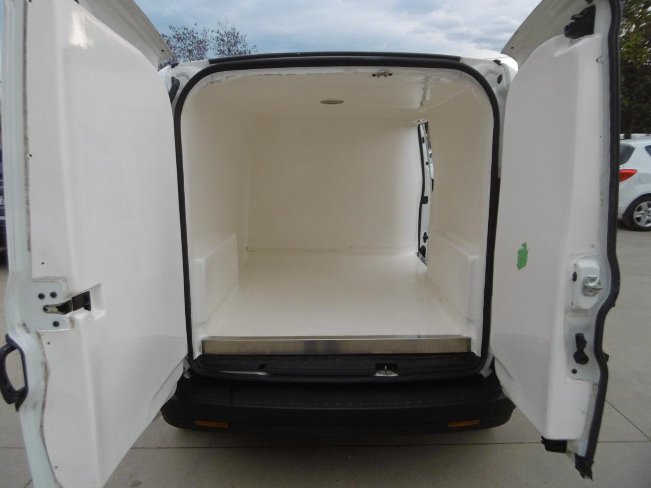 Fiat DOBLO' MAXI 1.3 Mjet 95cv ISOTERMICO > solo 39500 Km