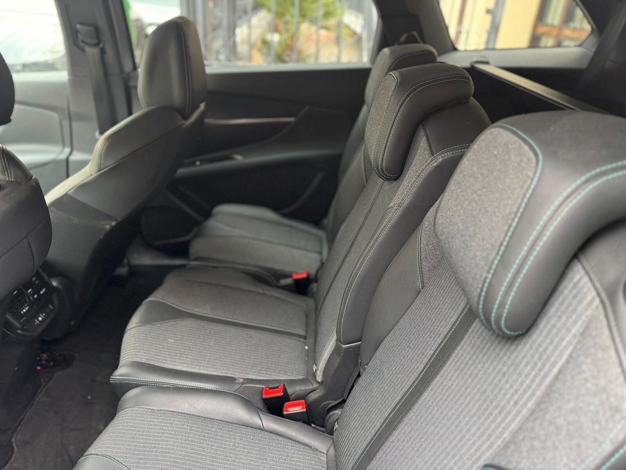 Peugeot 5008 BlueHDi 130 S&S EAT8 Allure Pack 7 posti