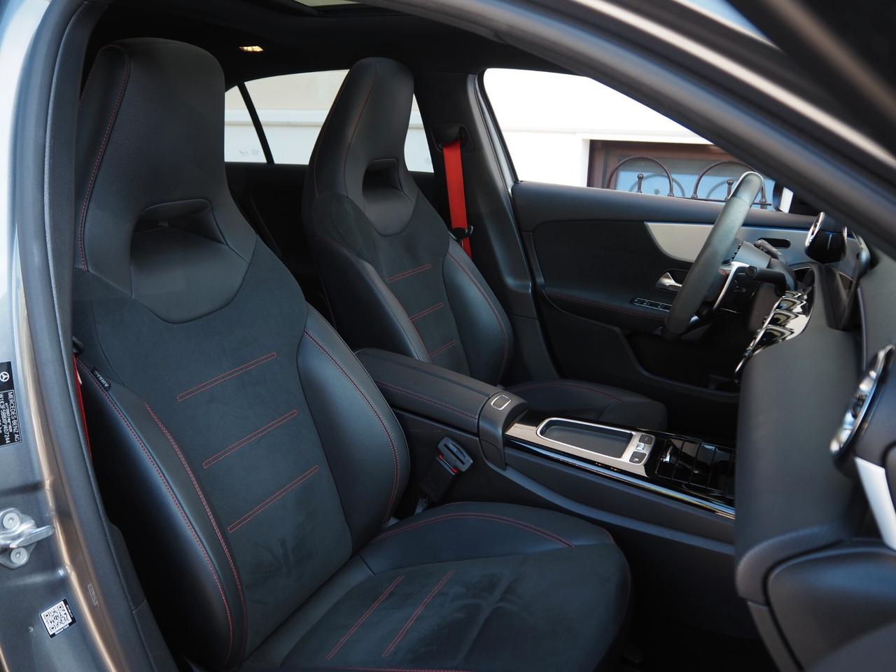 Mercedes-benz A 35 AMG Premium Plus