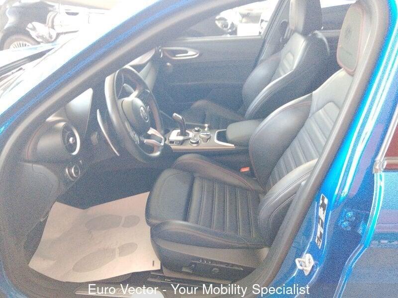 Alfa Romeo Giulia Giulia 2.2 Turbodiesel 210 CV AT8 AWD Q4 Veloce