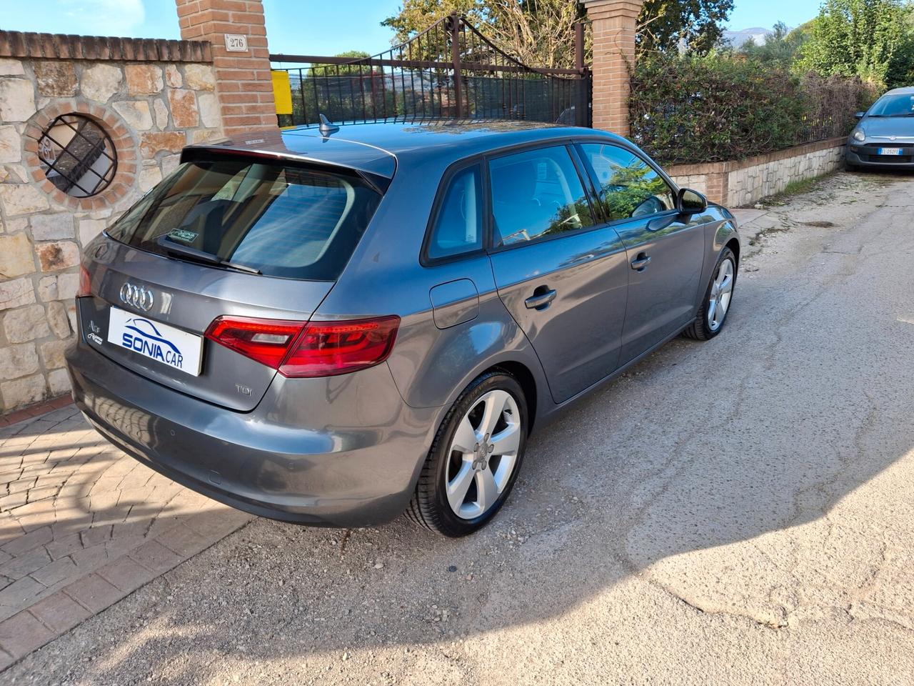 Audi A3 1.6 TDI clean diesel Ambition