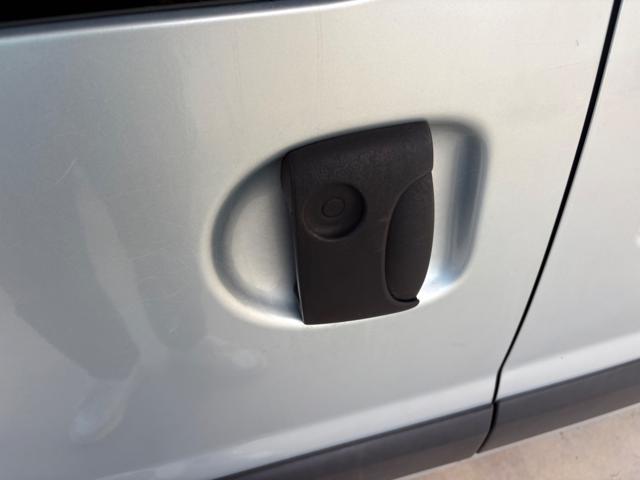 RENAULT Kangoo 1.2 16V cat 5 BENZINA porte Privilège OK NEOPATENT