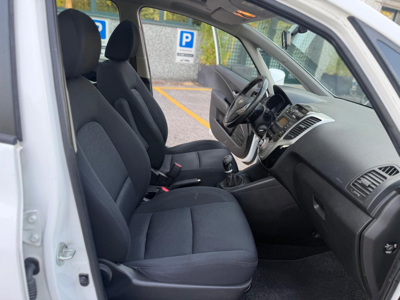 Hyundai iX20 1.4 90 CV *Neopatentati/Tetto