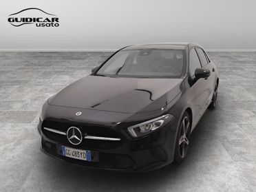 Mercedes-Benz Classe A - W177 2018 - A 180 d Sport auto