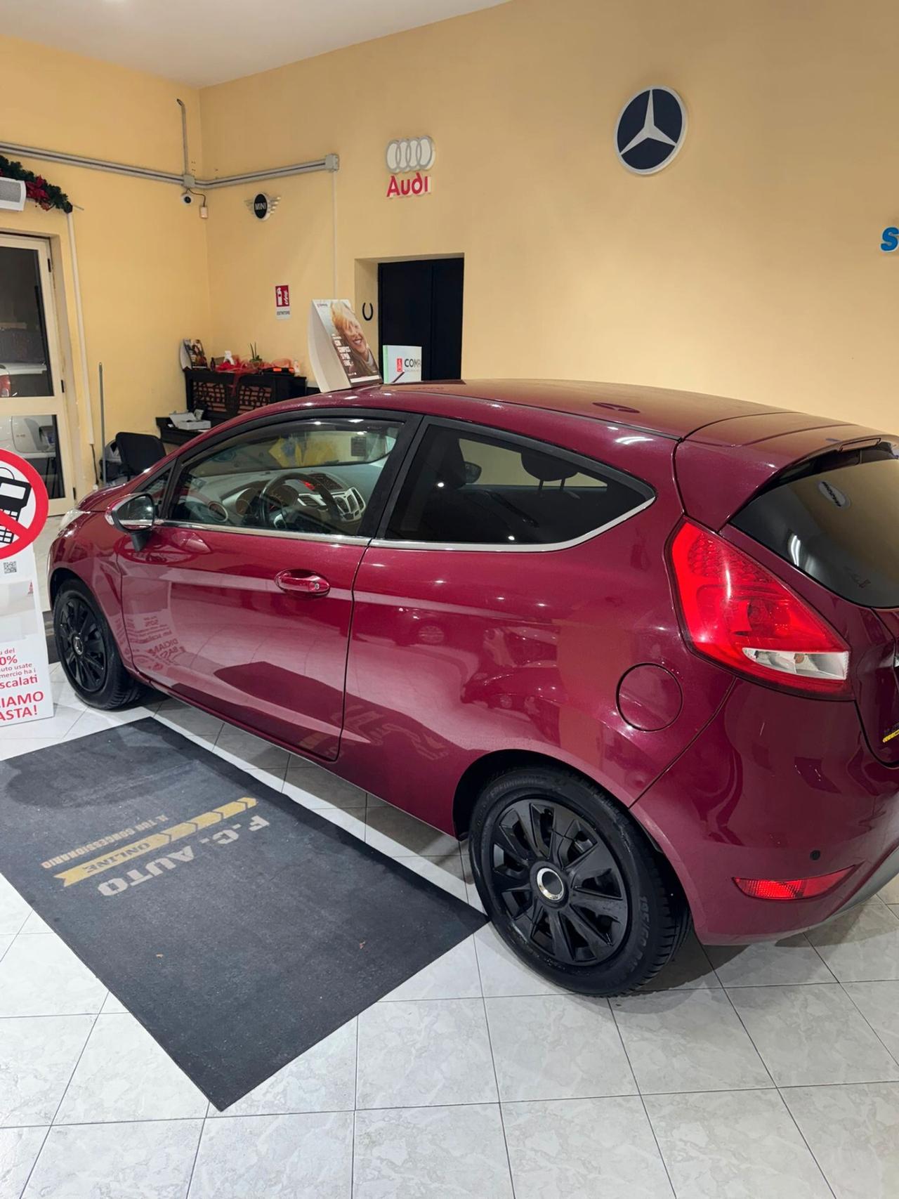 Ford Fiesta 1.2 82CV 3 porte Titanium