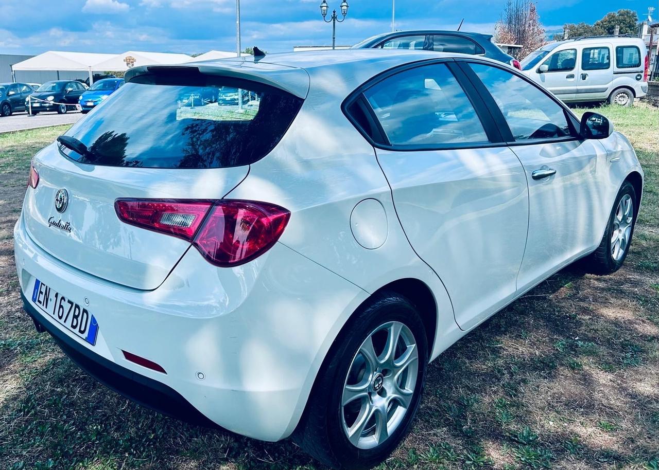 Alfa Romeo Giulietta 1.6 JTDm-2 105 CV Distinctive !!km110.000!!