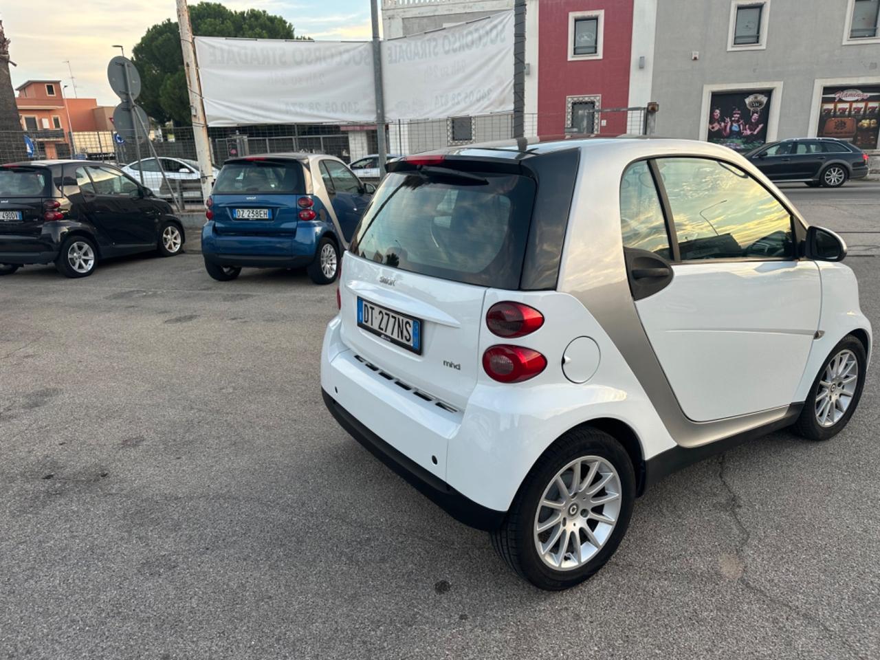 Smart ForTwo 1000 52 kW MHD coupé passion