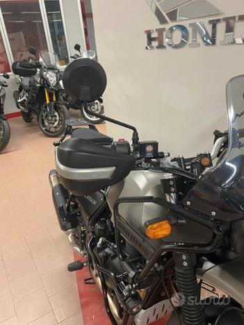 Royal Enfield Himalayan 411