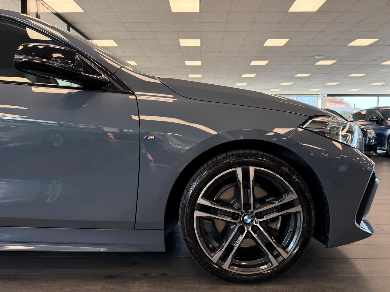 Bmw 118 118d 5p. Msport