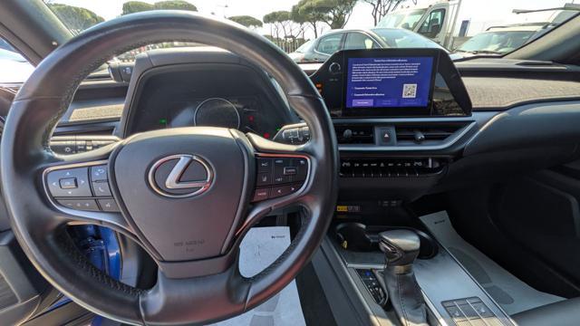 LEXUS UX 250h Hybrid Midnight Edition 4WD 2.0cc 152cv NAVIGAT.