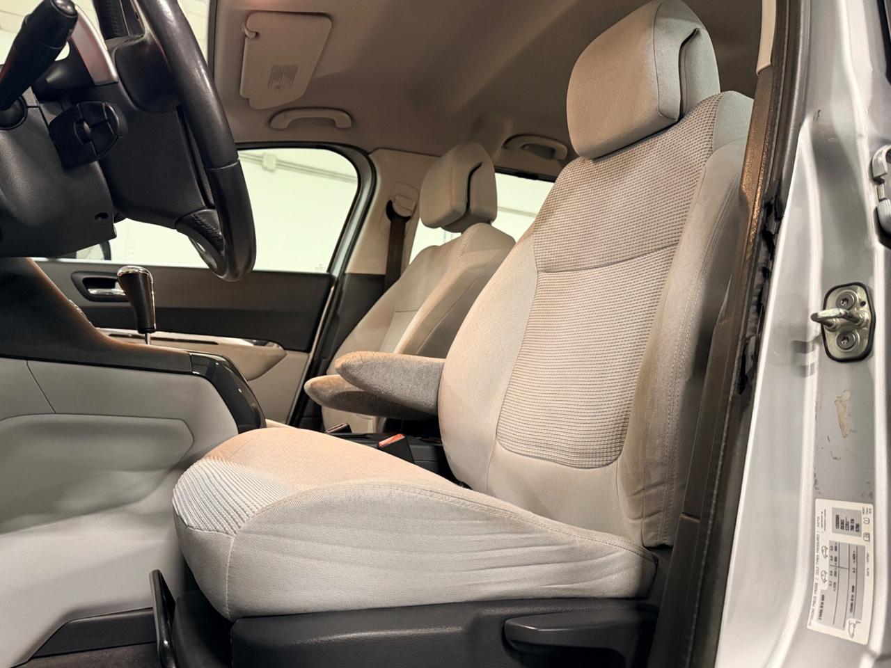 Peugeot 5008 1.6 e-HDi 112CV Stop&Start cambio robotizzato Active