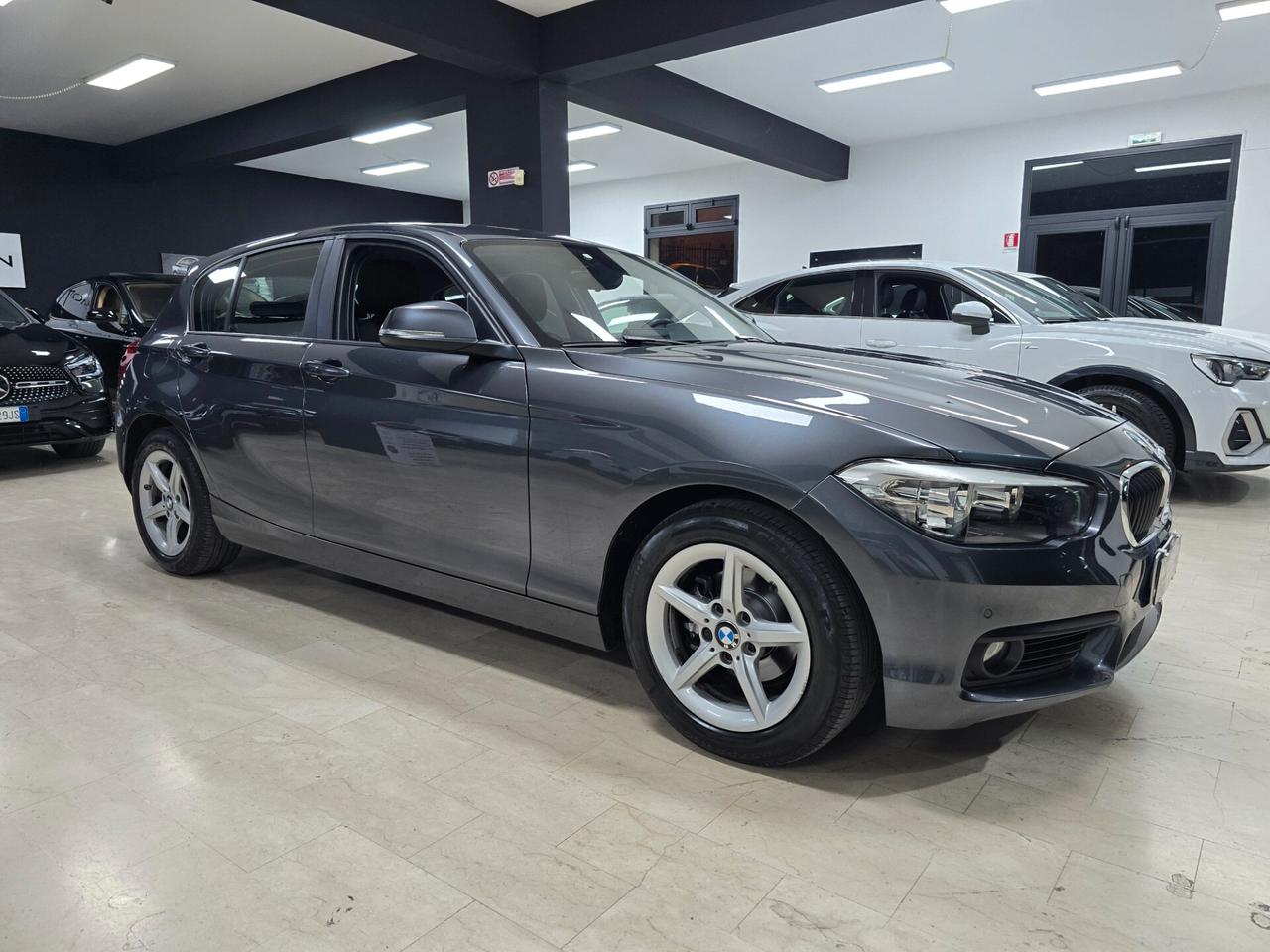 Bmw 118 118d 5p. Advantage