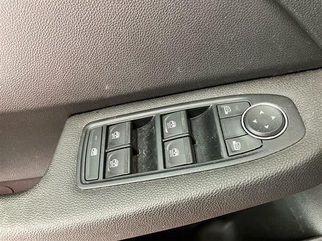 RENAULT Clio 5 Porte 1.0 SCe Equilibre