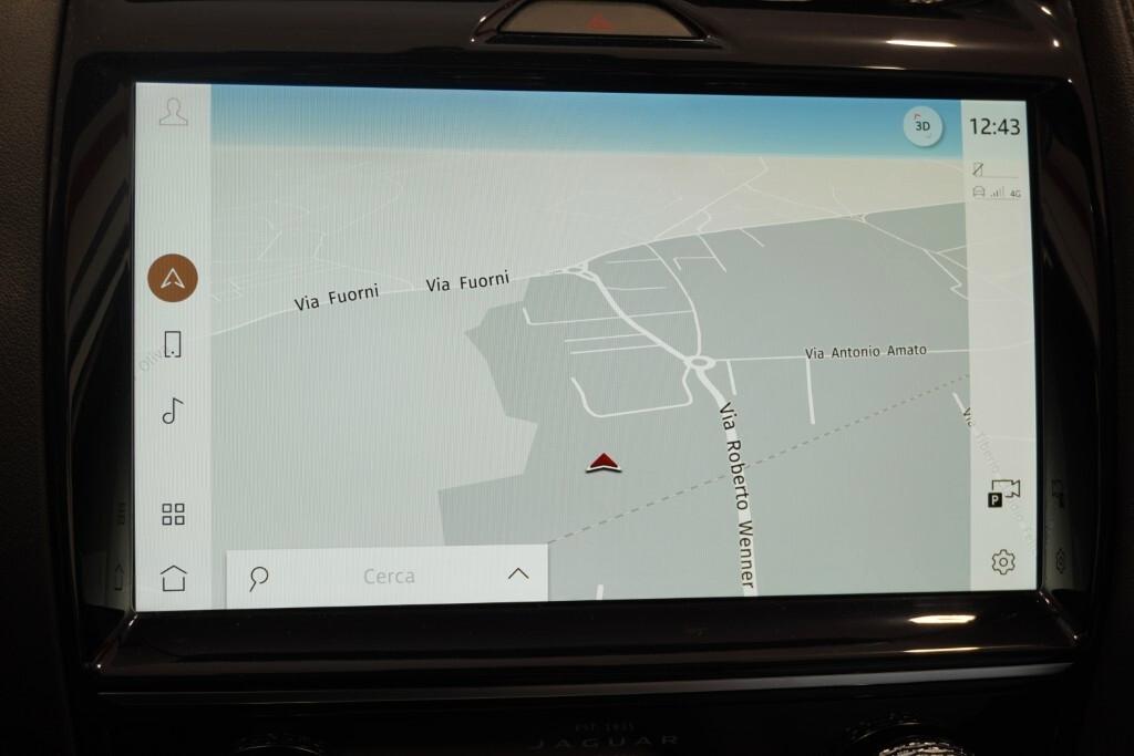 JAGUAR E-PACE 2.0D I4 163CV AUTO AWD SE ( FARI LED - PELLE - ADAPTIVE CRUISE - NAVI - MIRROR - PDC - TELECAMERA POST. - CERCHI 19 )