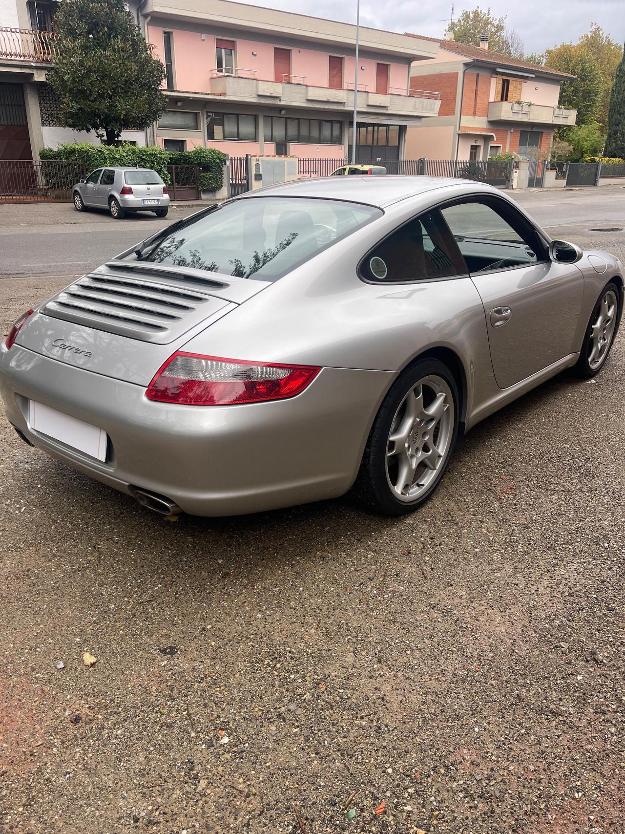 Porsche 911 Carrera cat Coupé