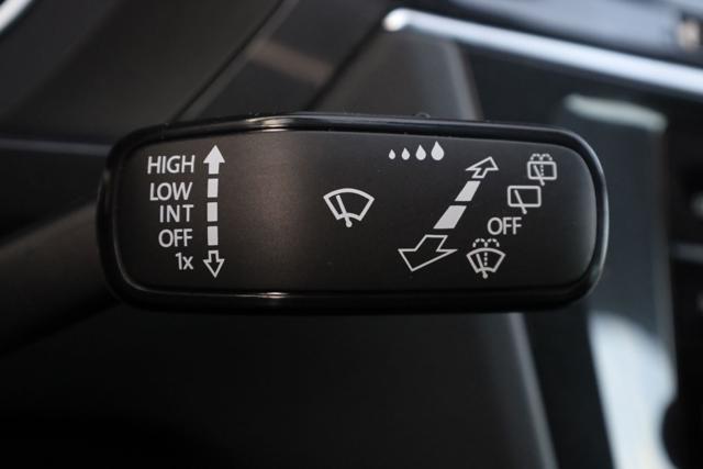 VOLKSWAGEN Tiguan 2.0 TDI 150 CV SCR DSG Life