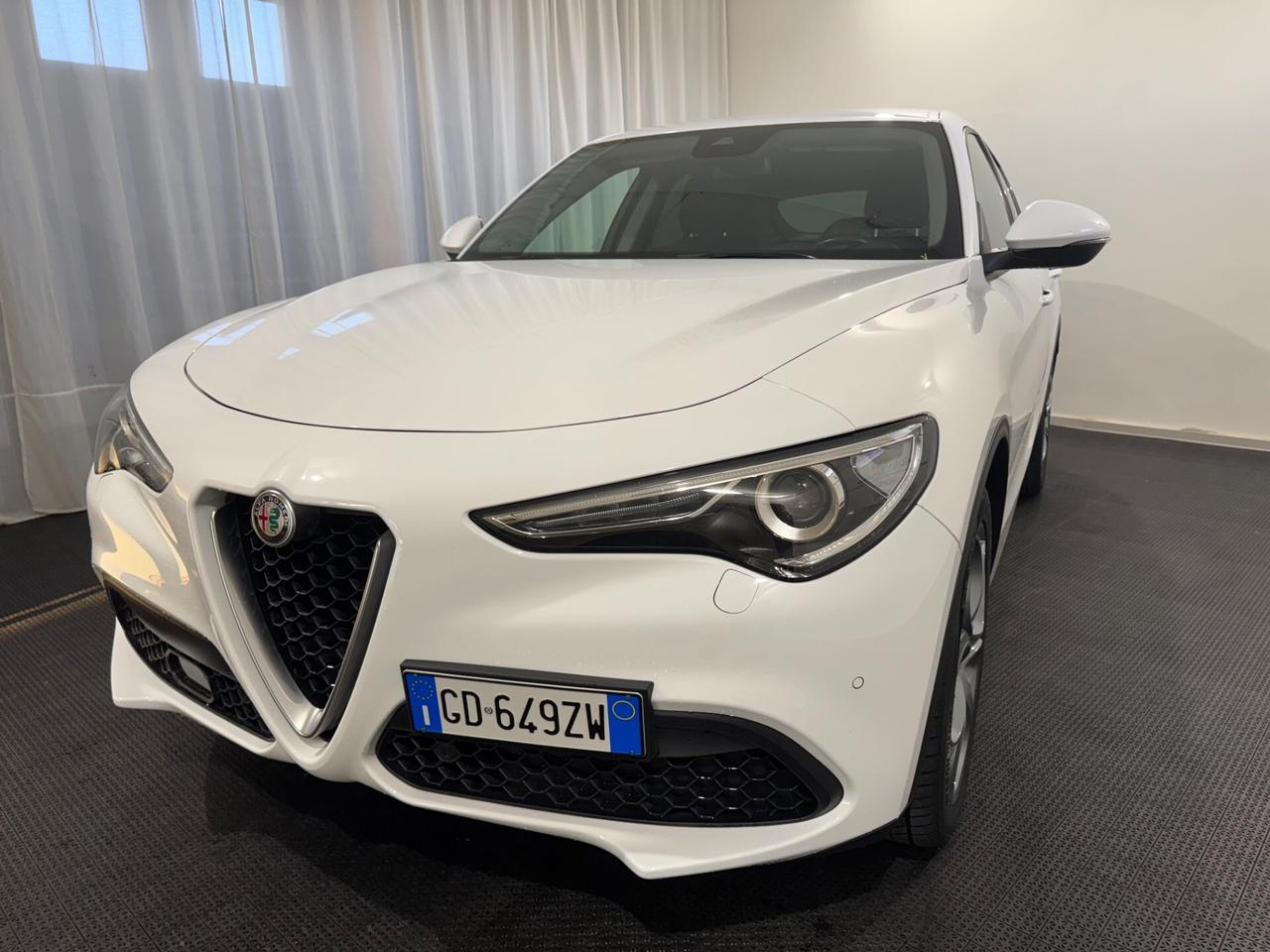 Alfa Romeo Stelvio 2.2 Turbodiesel 190 CV AT8 Q4 Business