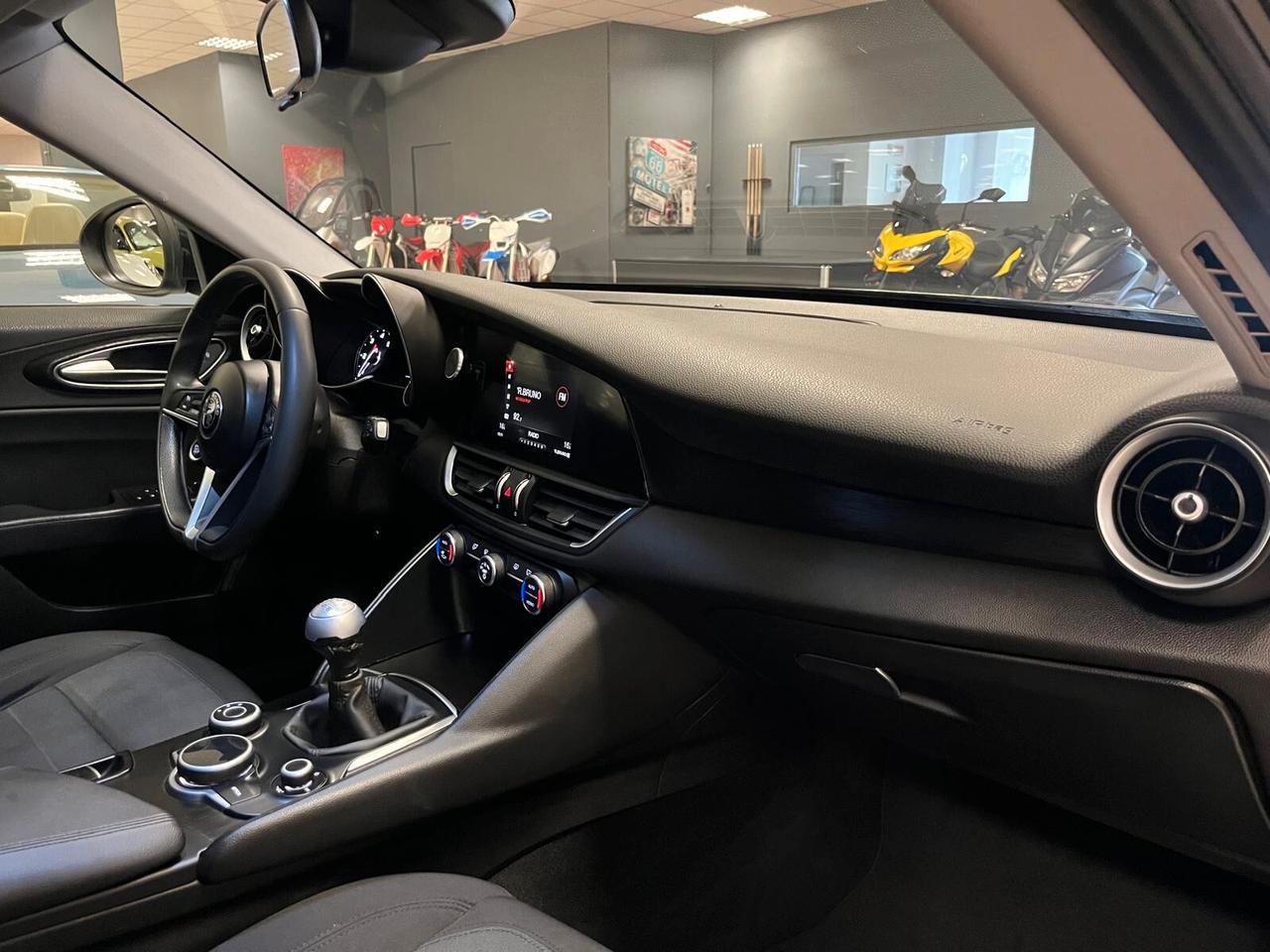 Alfa Romeo Giulia 2.2 Turbodiesel 150 CV Super